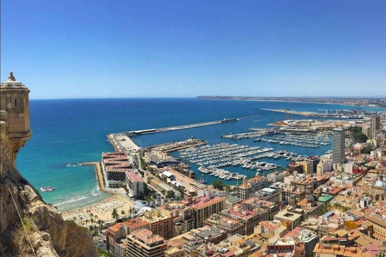 דירות Atico Con Terraza En El Centro De אליקאנטה מראה חיצוני תמונה